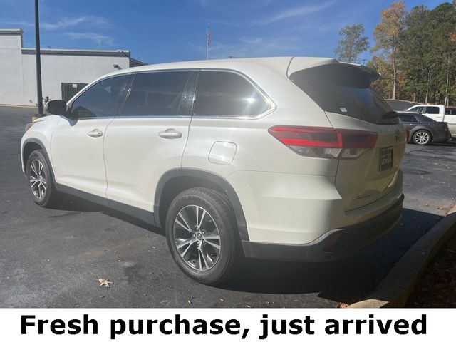 2019 Toyota Highlander LE