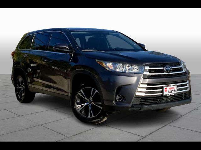 2019 Toyota Highlander LE