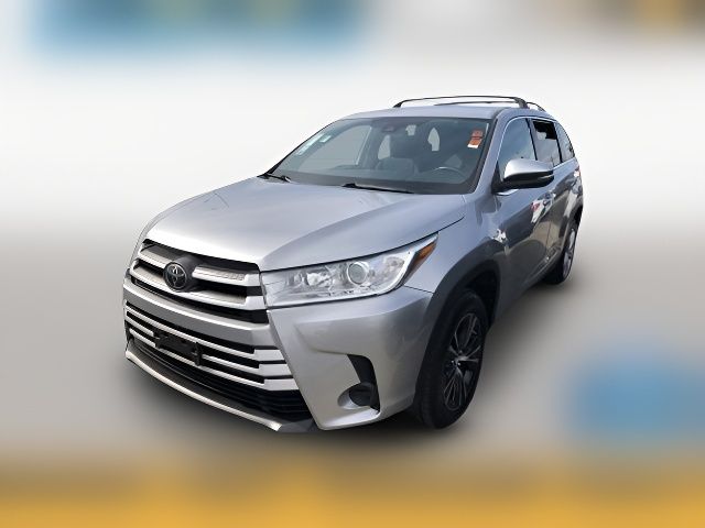 2019 Toyota Highlander LE