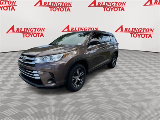 2019 Toyota Highlander LE