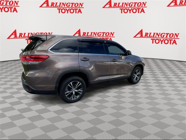 2019 Toyota Highlander LE