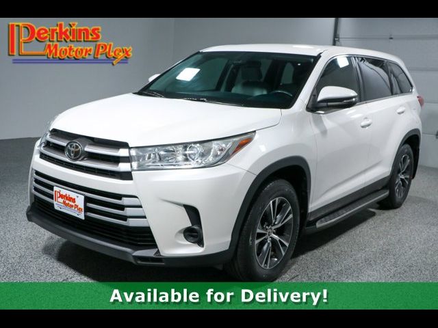 2019 Toyota Highlander LE