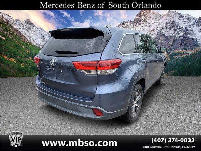 2019 Toyota Highlander LE