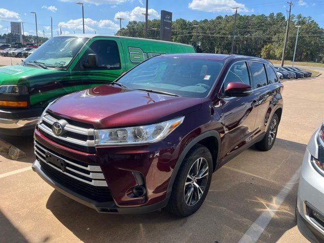 2019 Toyota Highlander LE