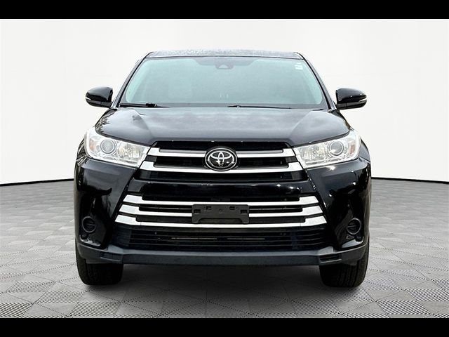 2019 Toyota Highlander LE