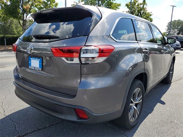 2019 Toyota Highlander LE