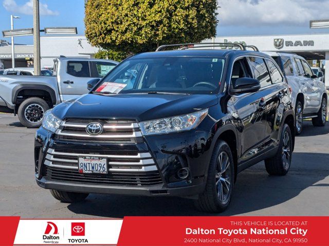 2019 Toyota Highlander LE