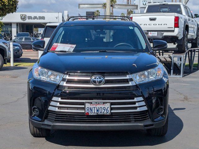 2019 Toyota Highlander LE