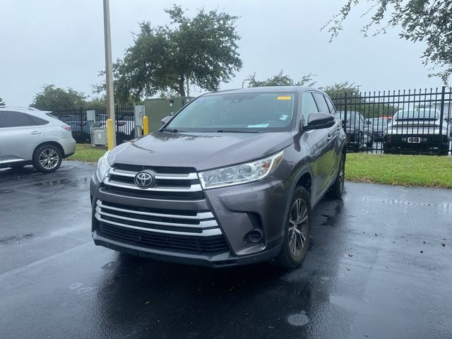 2019 Toyota Highlander LE