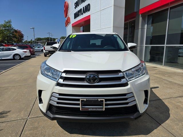 2019 Toyota Highlander LE