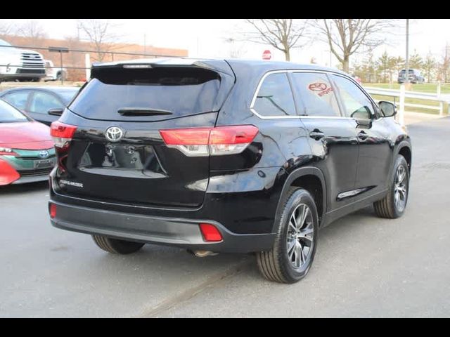 2019 Toyota Highlander LE