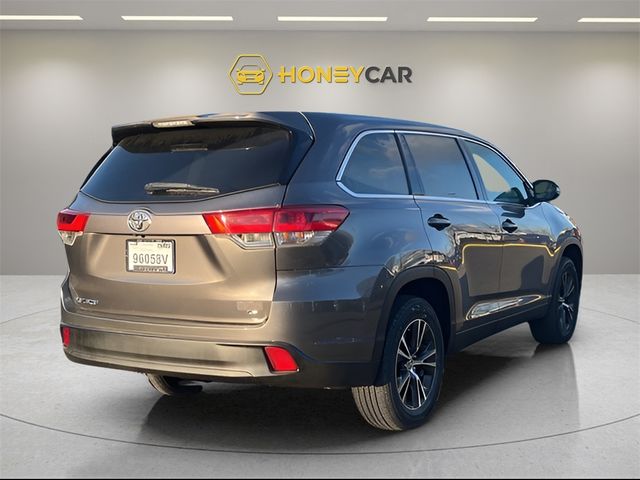 2019 Toyota Highlander LE