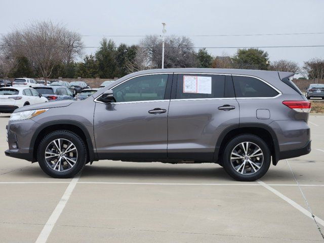 2019 Toyota Highlander LE