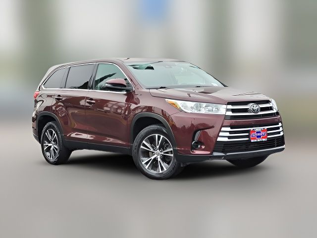 2019 Toyota Highlander LE