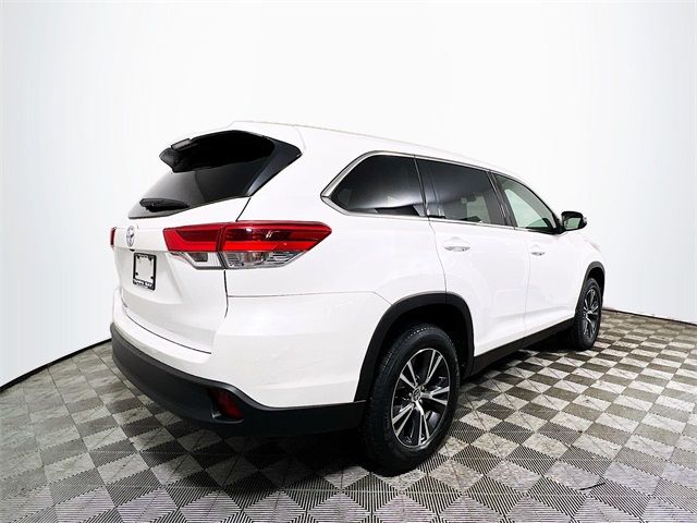 2019 Toyota Highlander LE