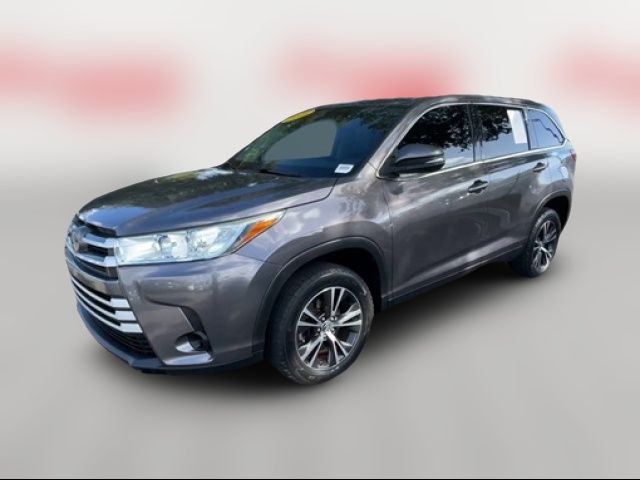 2019 Toyota Highlander LE