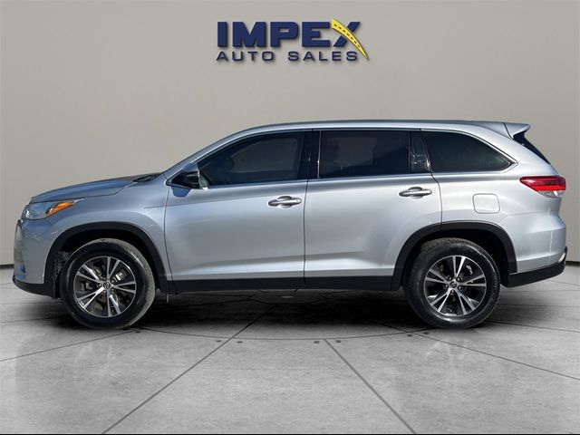 2019 Toyota Highlander LE