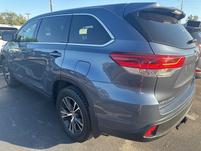 2019 Toyota Highlander LE