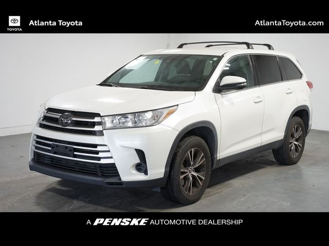 2019 Toyota Highlander LE