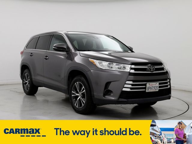 2019 Toyota Highlander LE