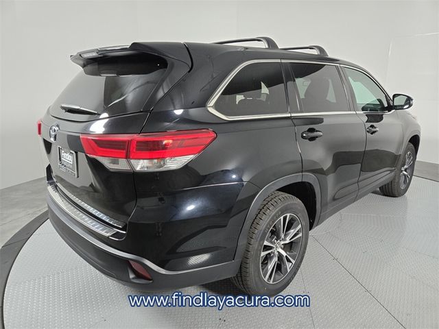 2019 Toyota Highlander LE