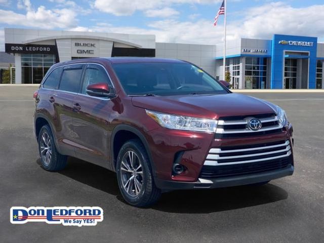 2019 Toyota Highlander LE