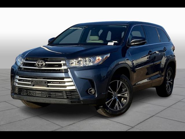 2019 Toyota Highlander LE