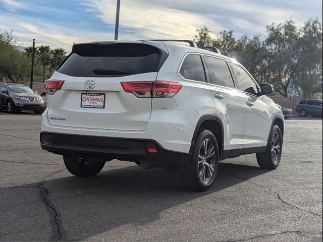 2019 Toyota Highlander LE