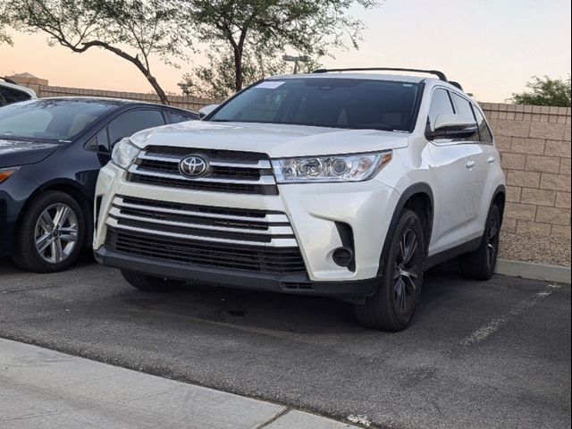 2019 Toyota Highlander LE