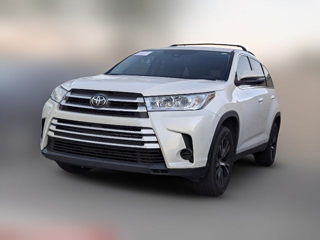 2019 Toyota Highlander LE