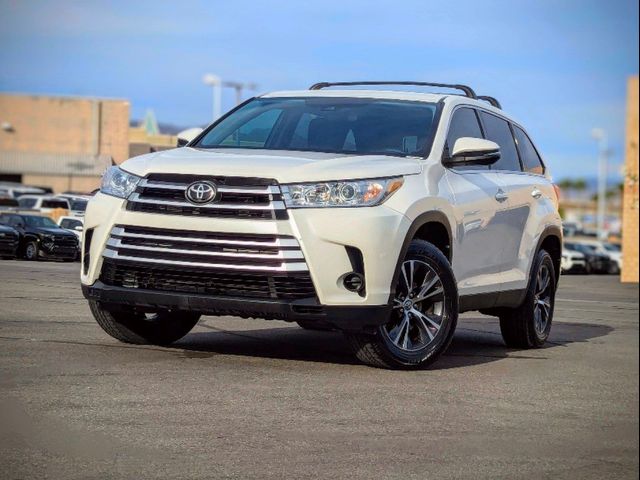 2019 Toyota Highlander LE