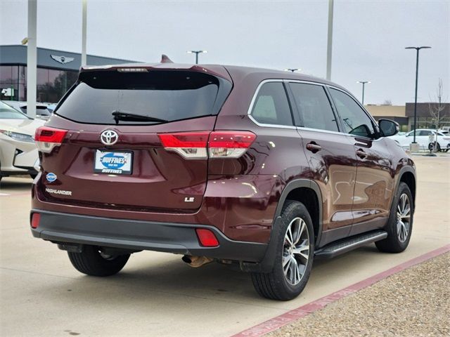 2019 Toyota Highlander LE