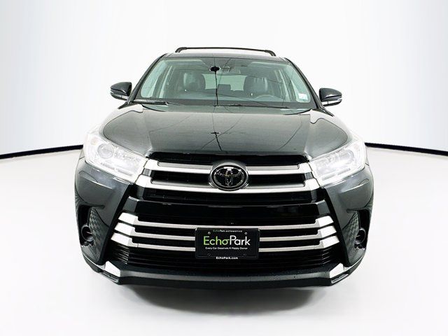 2019 Toyota Highlander LE