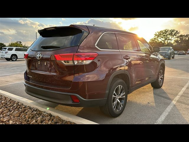 2019 Toyota Highlander LE