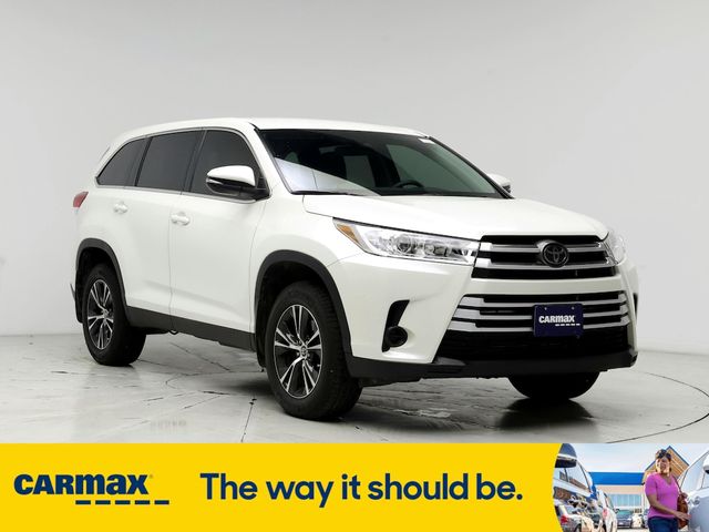 2019 Toyota Highlander LE