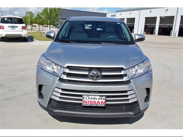 2019 Toyota Highlander LE