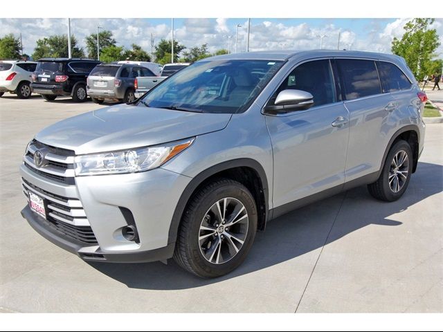 2019 Toyota Highlander LE