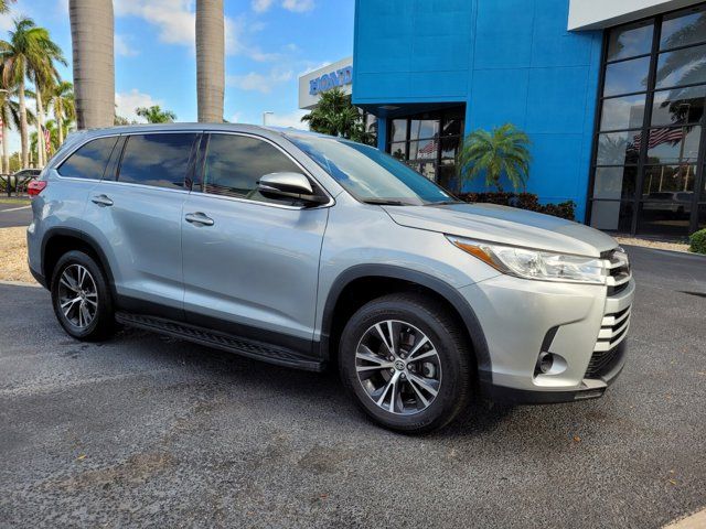 2019 Toyota Highlander LE