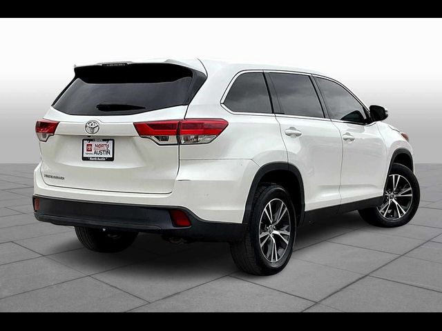 2019 Toyota Highlander LE