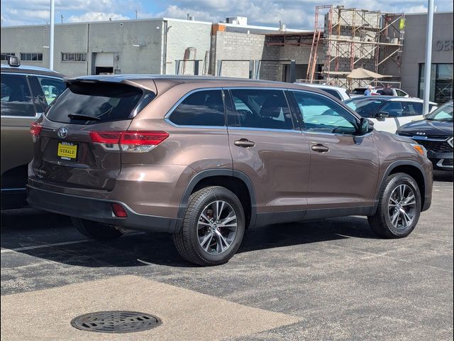 2019 Toyota Highlander LE