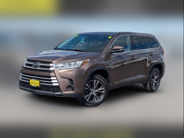 2019 Toyota Highlander LE