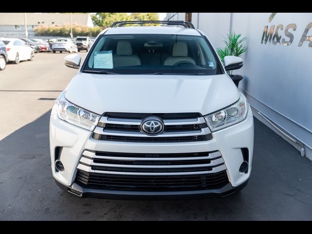 2019 Toyota Highlander LE