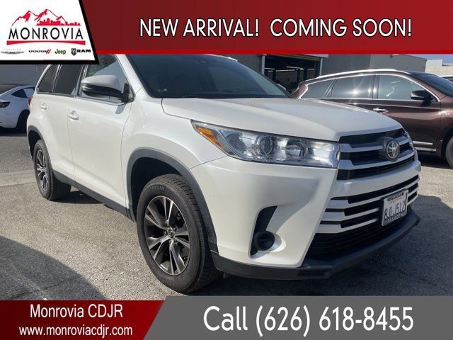 2019 Toyota Highlander LE