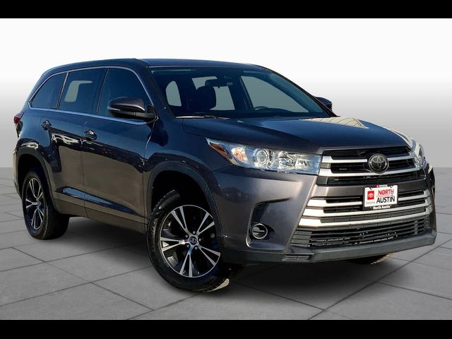 2019 Toyota Highlander LE