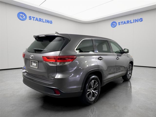 2019 Toyota Highlander LE