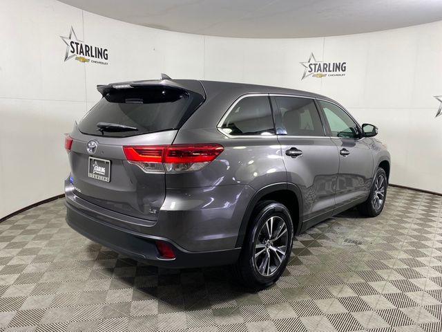 2019 Toyota Highlander LE