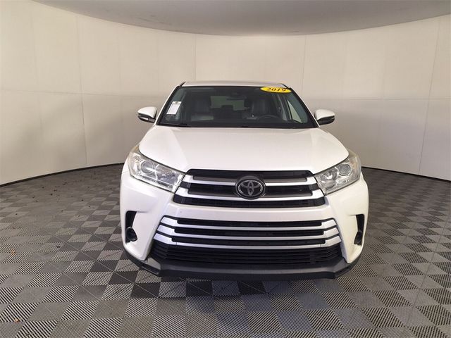 2019 Toyota Highlander LE