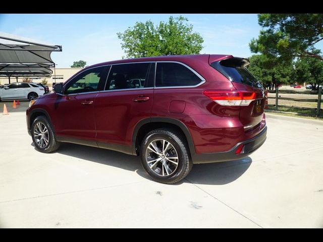 2019 Toyota Highlander LE