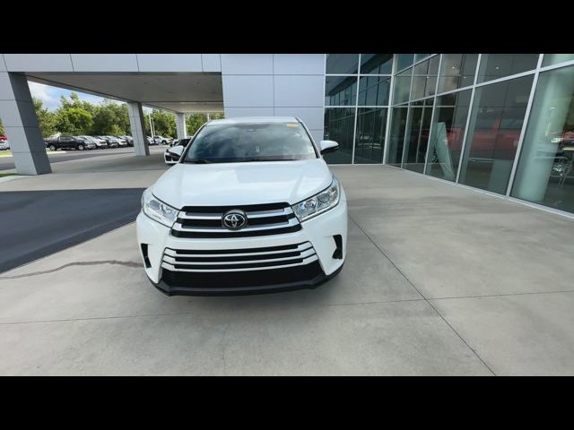 2019 Toyota Highlander LE