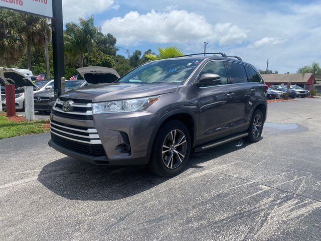 2019 Toyota Highlander LE